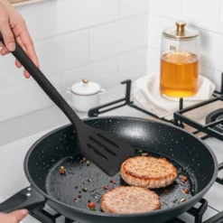 Itopfox Silicone Cooking Utensils Set - Heat Resistant, Nonstick Kitchen Tools With Spatulas, Spoons, Whisk, Tongs, Dishwasher Safe, Black -Kid's Home GUEST 6f86647f ae01 45c6 87fd 3ead0ced6dec